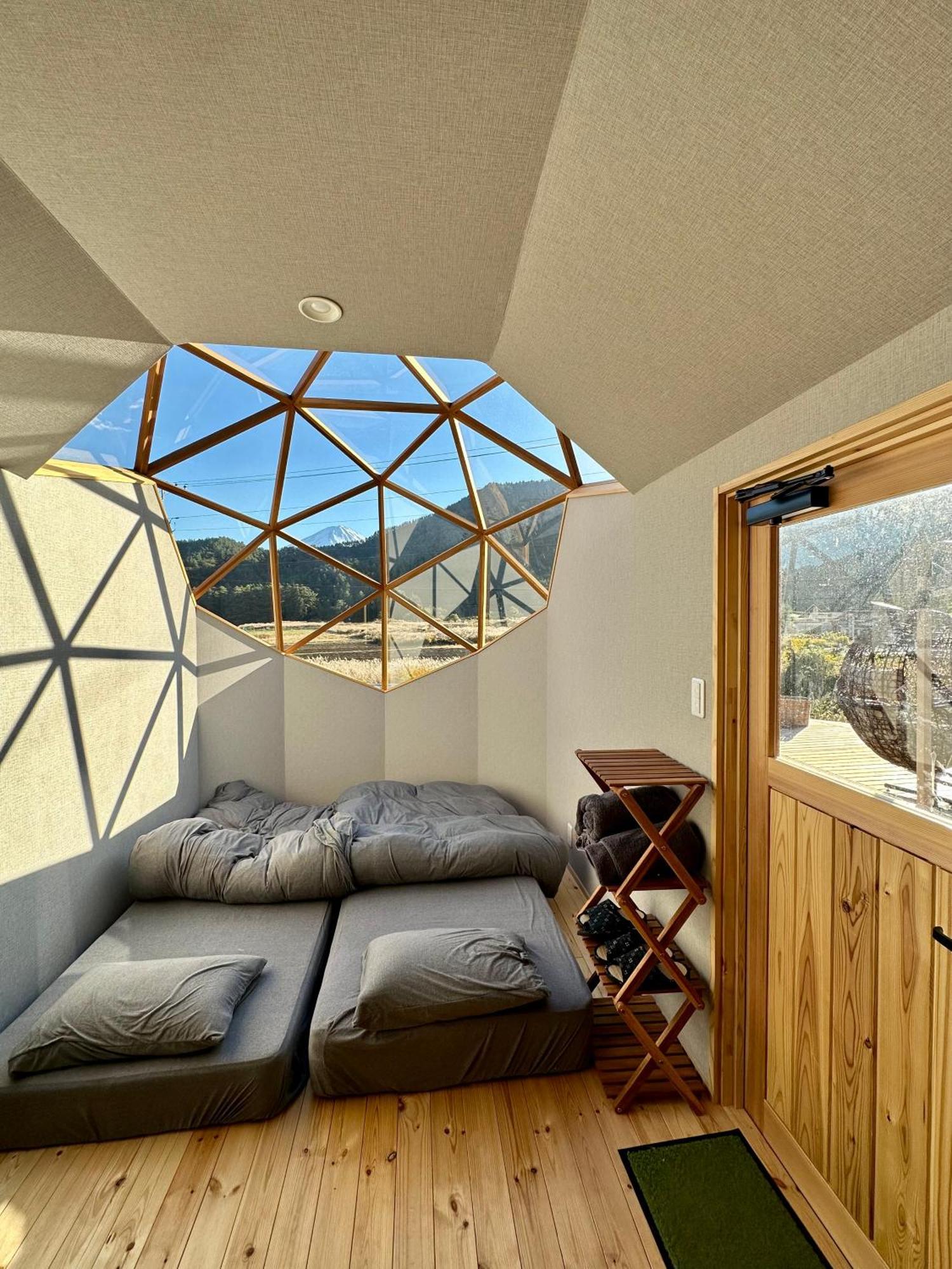 Fuji Dome Glamping Hotel Fujikawaguchiko Bagian luar foto