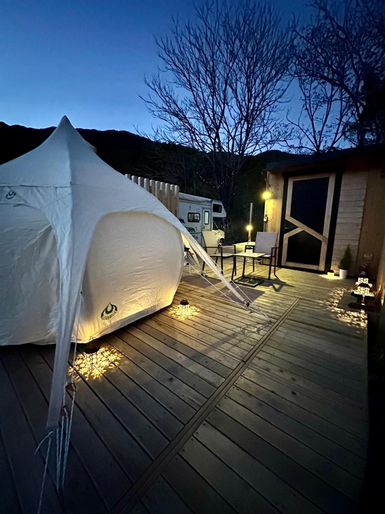 Fuji Dome Glamping Hotel Fujikawaguchiko Bagian luar foto